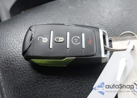 2020 Ram 1500 Big Horn 4X4 6'4 Box z USA, uszkodzony, nr VIN 1C6SRFBT2LN224359